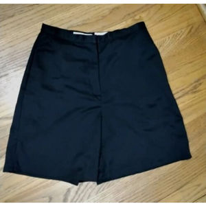 Izod Women’s Golf Shorts Black  Soft  Fabric Size Small